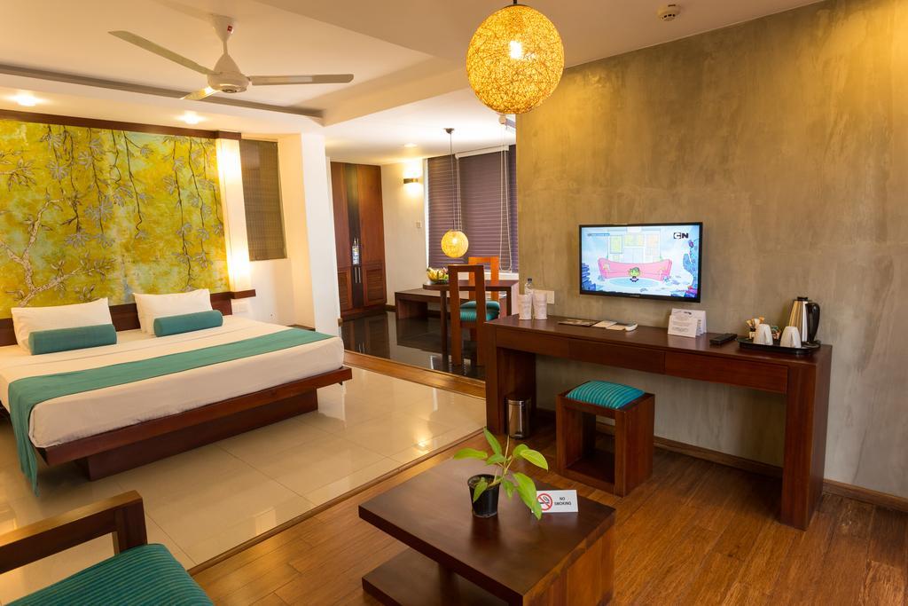 Hotel Topaz Kandy Luaran gambar