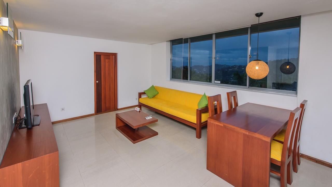 Hotel Topaz Kandy Luaran gambar