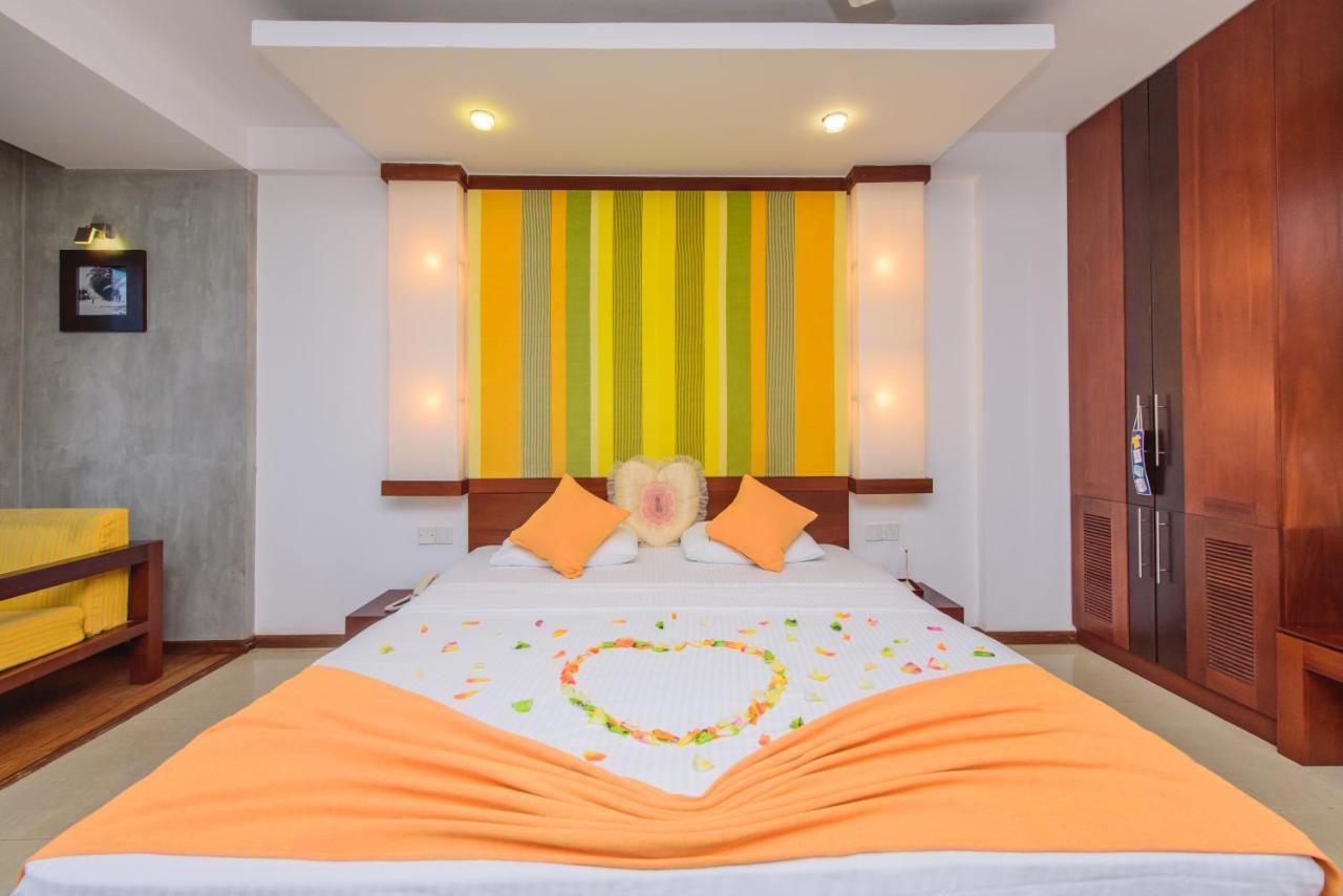 Hotel Topaz Kandy Luaran gambar